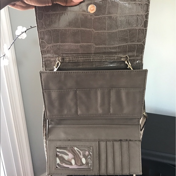 Anne Klein Cross-body handbag - Picture 2 of 5